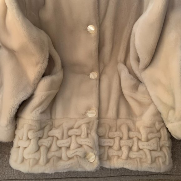 Winter White Faux Fur Jacket - Size 8 - Designed by Couture Du Vrai - Picture 6 of 8